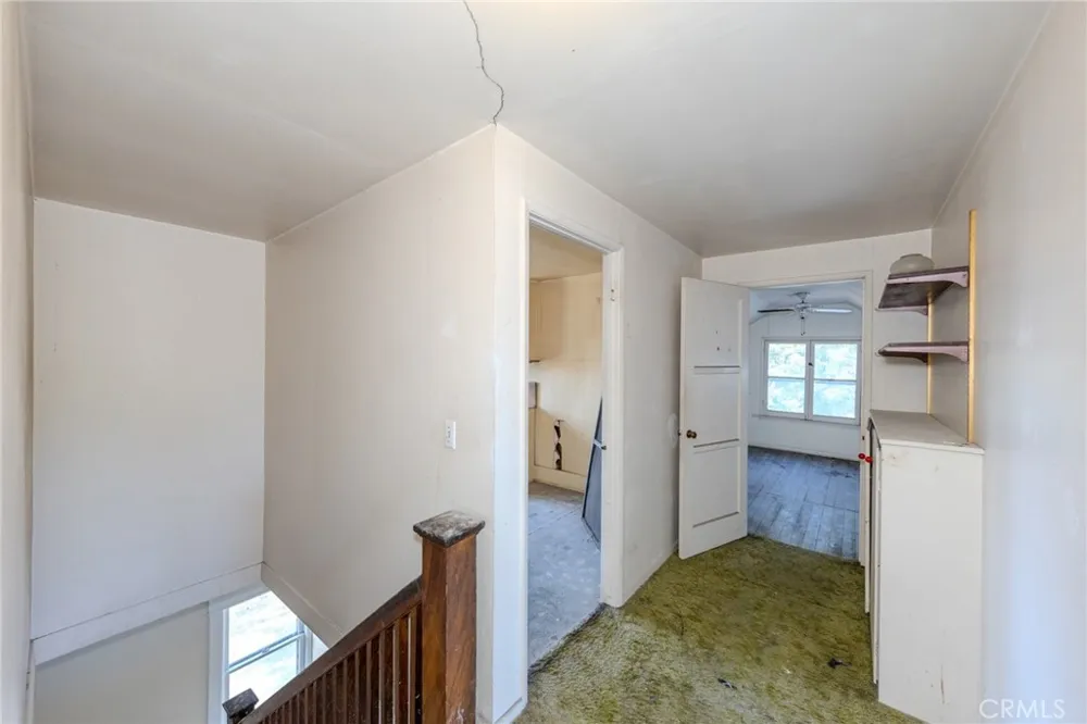 1619 S Glendora Avenue Glendora, CA 91740