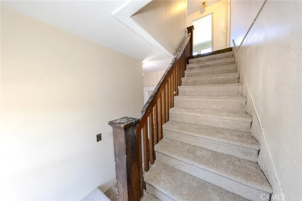1619 S Glendora Avenue Glendora, CA 91740