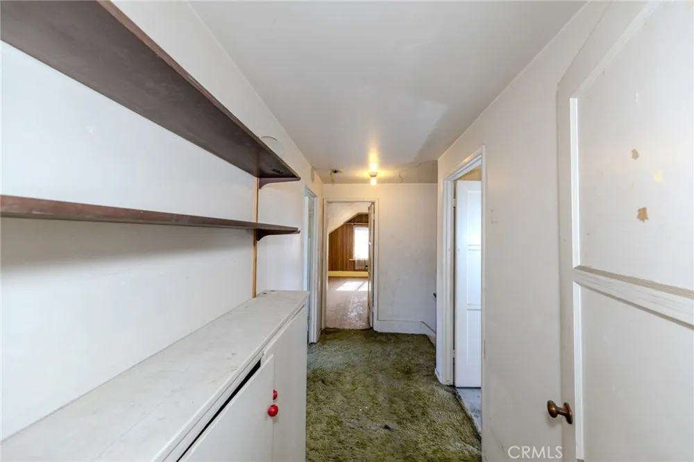 1619 S Glendora Avenue Glendora, CA 91740