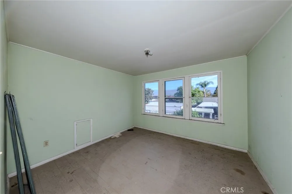 1619 S Glendora Avenue Glendora, CA 91740