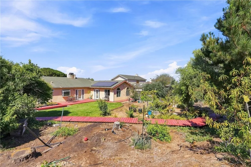 4390 Valley Drive Santa Maria, CA 93455