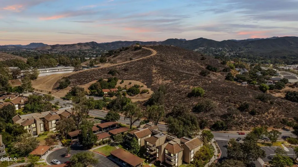 824 Pinetree Circle #31 Thousand Oaks, CA 91360