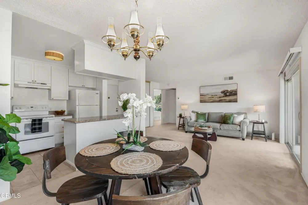824 Pinetree Circle #31 Thousand Oaks, CA 91360