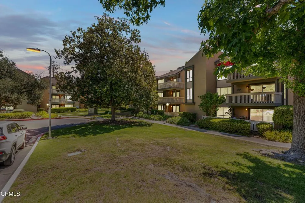 824 Pinetree Circle #31 Thousand Oaks, CA 91360