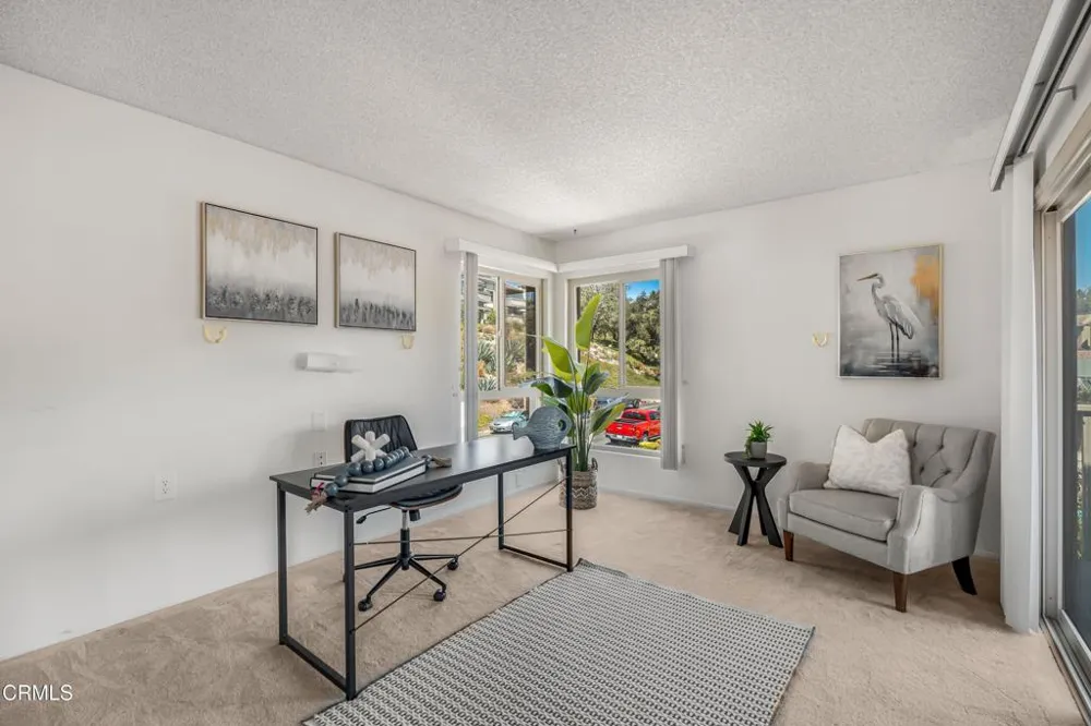 824 Pinetree Circle #31 Thousand Oaks, CA 91360