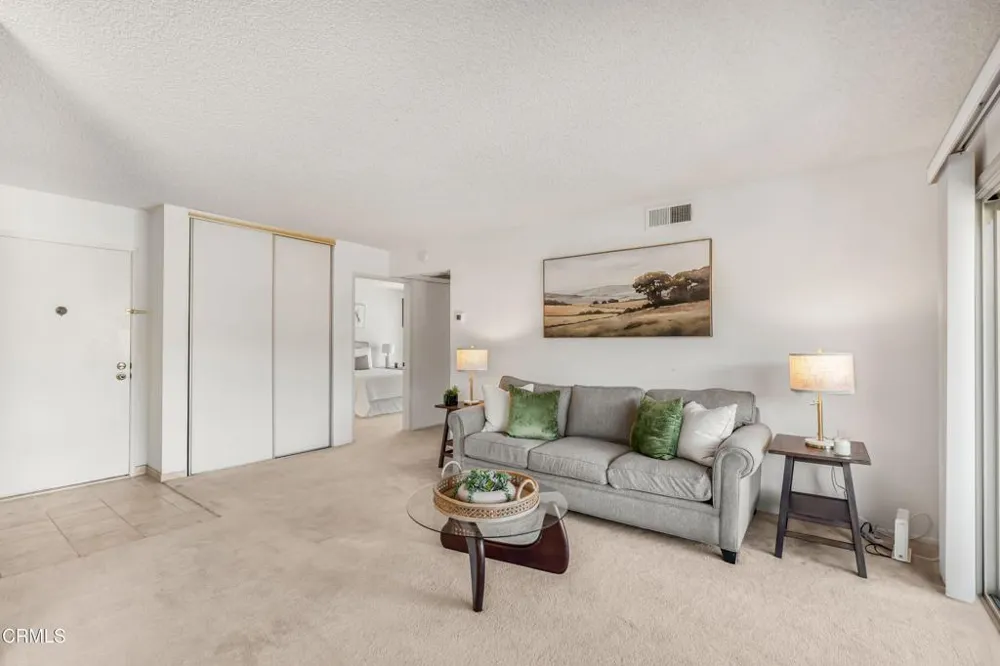 824 Pinetree Circle #31 Thousand Oaks, CA 91360
