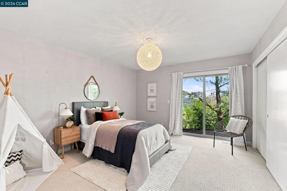 859 Mountain View Dr Lafayette, CA 94549
