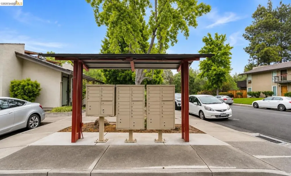 51 Massolo Dr #C Pleasant Hill, CA 94523