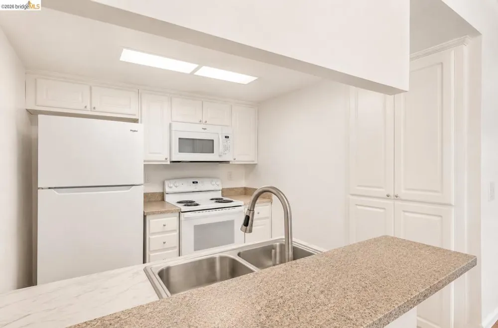 51 Massolo Dr #C Pleasant Hill, CA 94523
