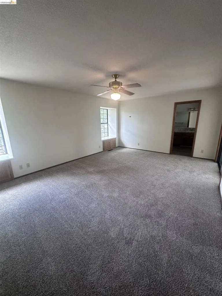 21120 HEMLOCK  ST. Groveland, CA 95321
