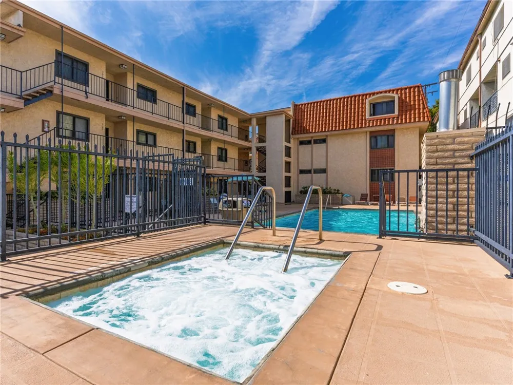 900 Cedar Street #301 El Segundo, CA 90245