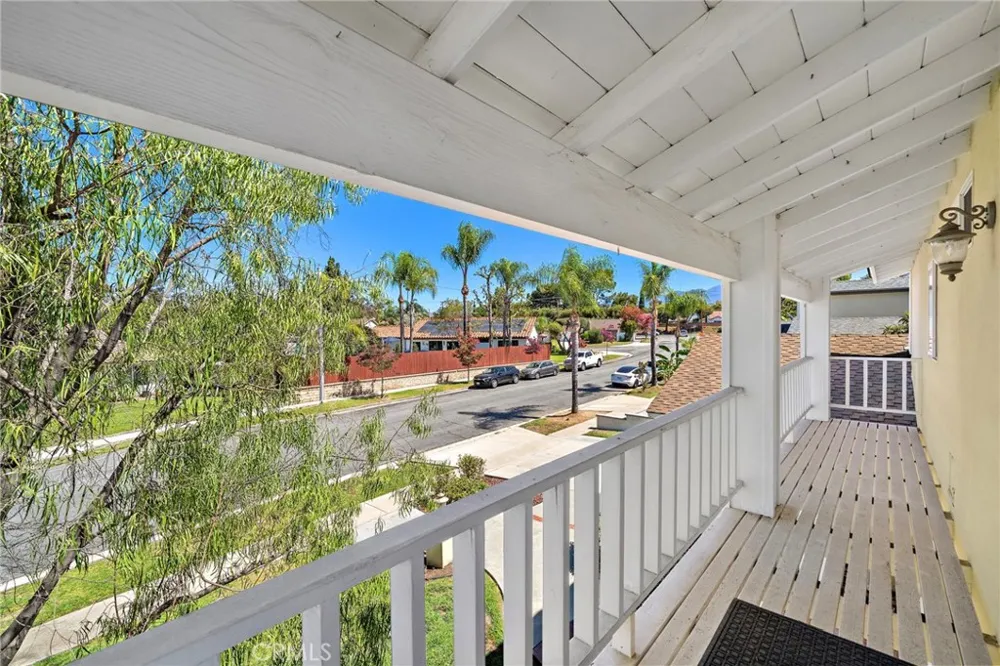 25042 Greenbay Drive Lake Forest, CA 92630