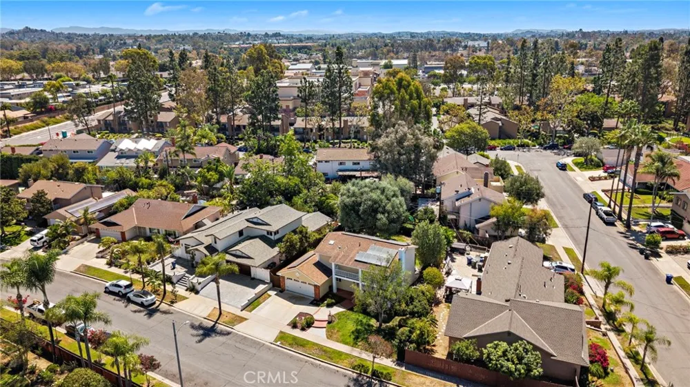 25042 Greenbay Drive Lake Forest, CA 92630