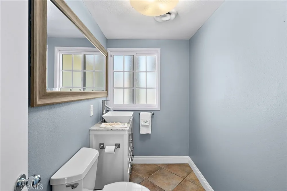 25042 Greenbay Drive Lake Forest, CA 92630