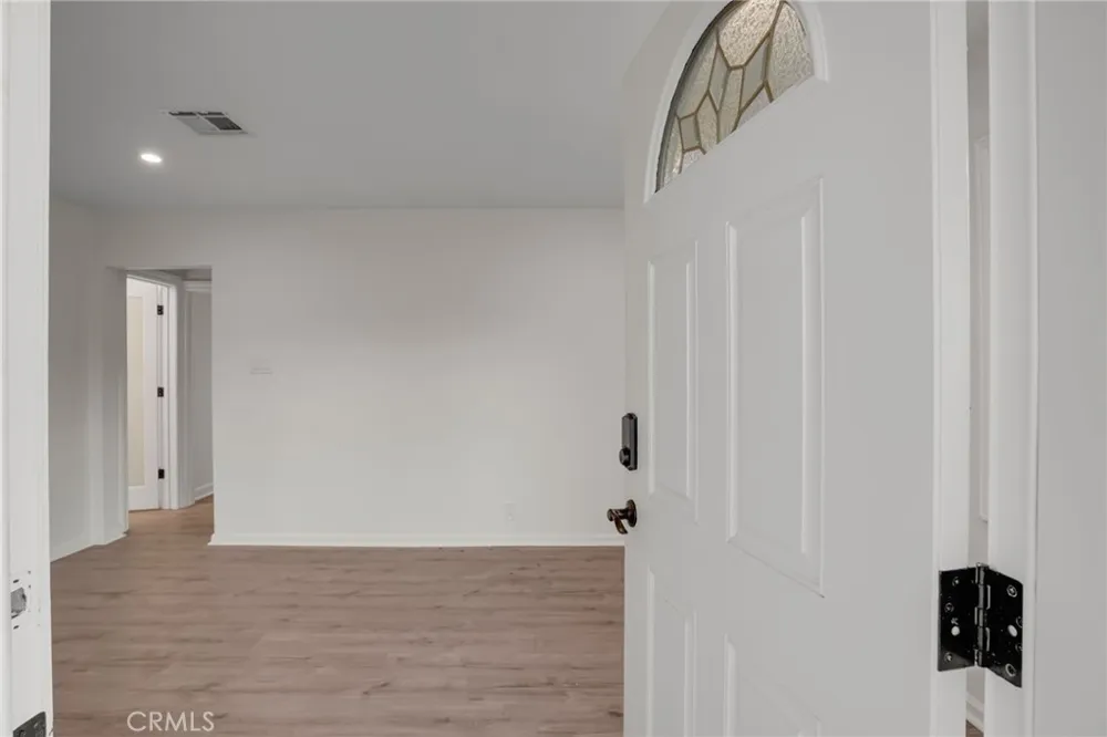 22432 Berdon Street Woodland Hills, CA 91367
