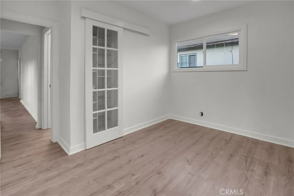 22432 Berdon Street Woodland Hills, CA 91367