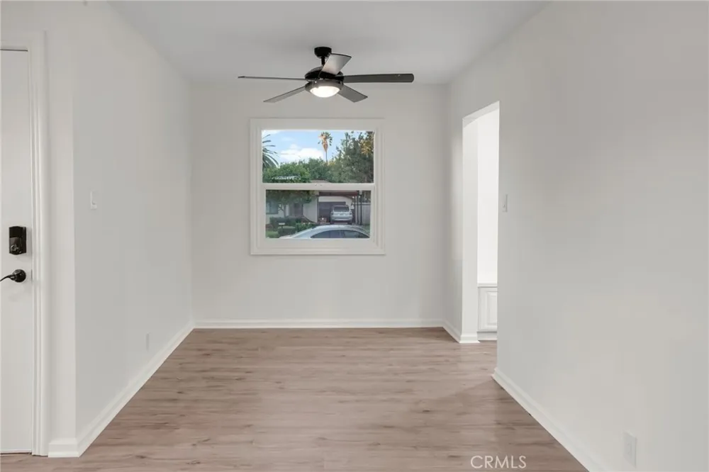 22432 Berdon Street Woodland Hills, CA 91367