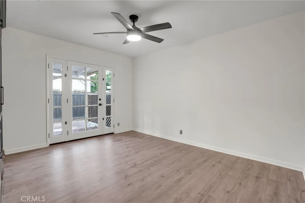 22432 Berdon Street Woodland Hills, CA 91367