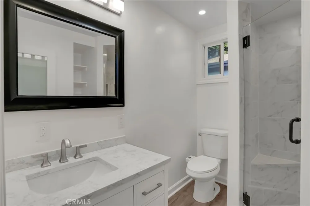 22432 Berdon Street Woodland Hills, CA 91367
