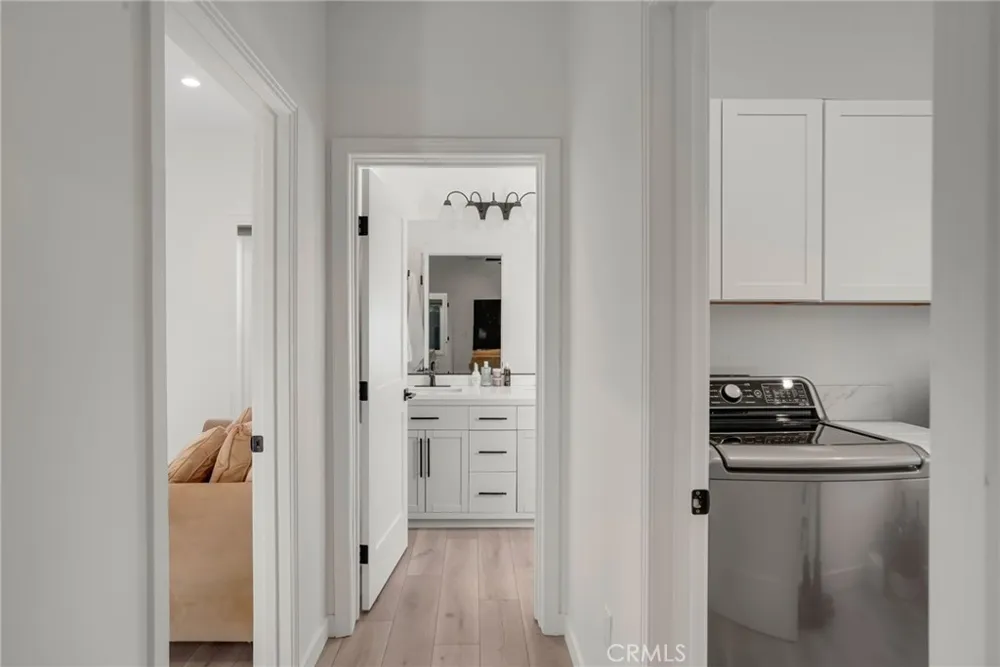 22432 Berdon Street Woodland Hills, CA 91367