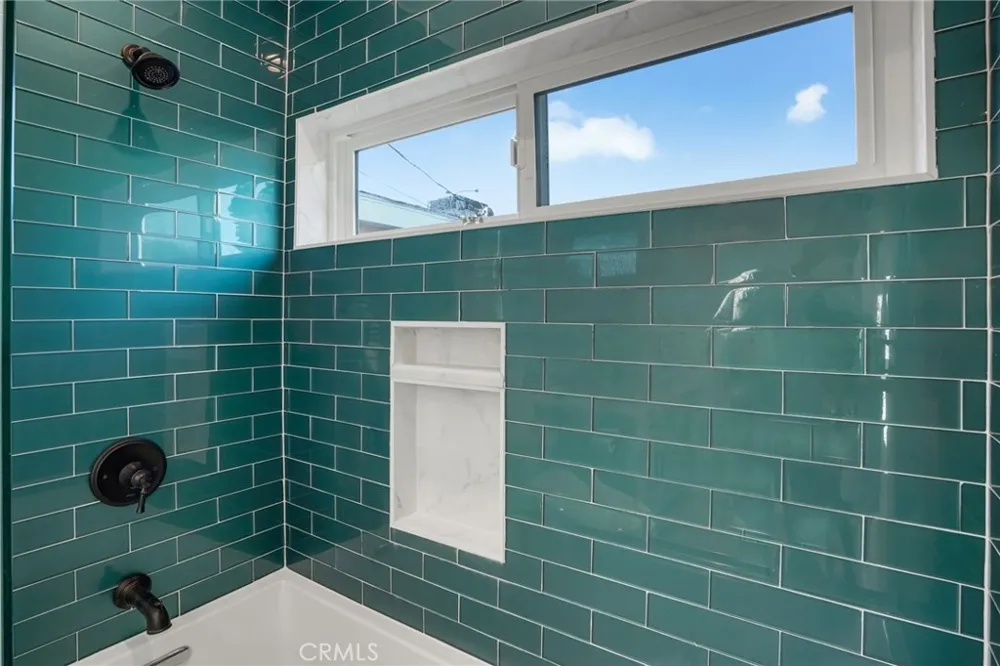 22432 Berdon Street Woodland Hills, CA 91367