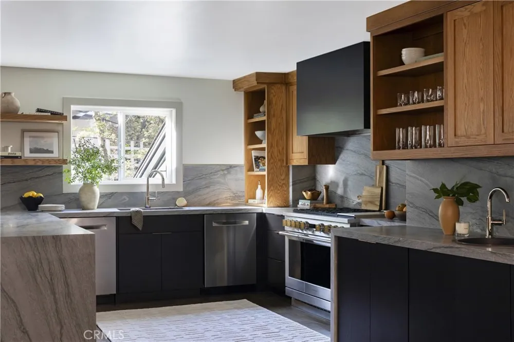 995 Tirol Lane Lake Arrowhead, CA 92352