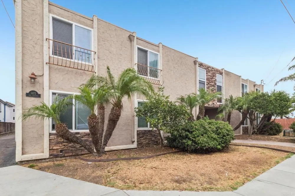 1472 Iris Avenue #2 Imperial Beach, CA 91932