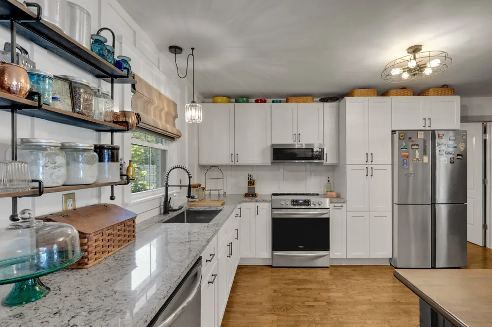 1508 Turnpike Rd Summertown, TN 38483