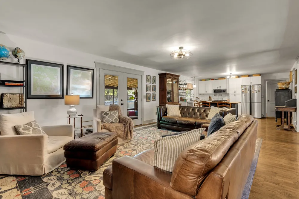 1508 Turnpike Rd Summertown, TN 38483