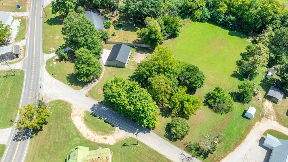 1508 Turnpike Rd Summertown, TN 38483