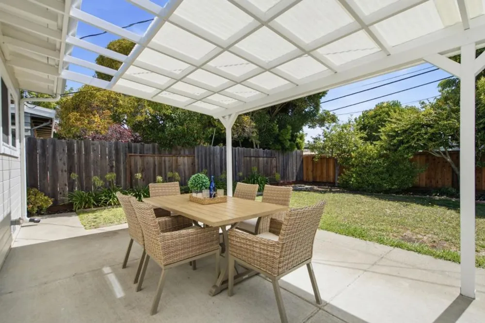 1546 Maxine Avenue San Mateo, CA 94401