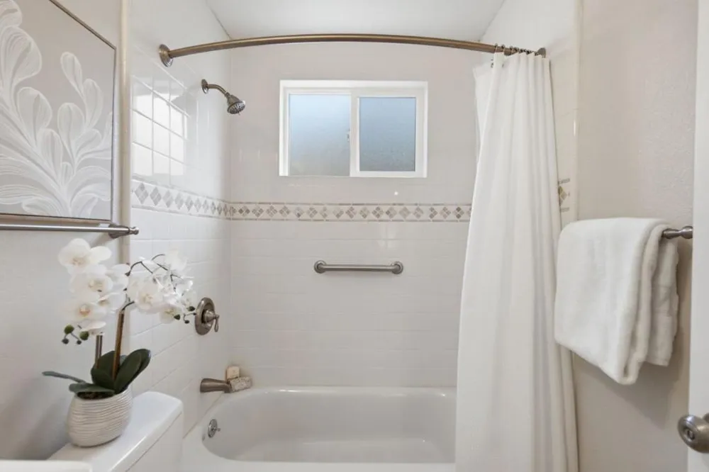 1546 Maxine Avenue San Mateo, CA 94401