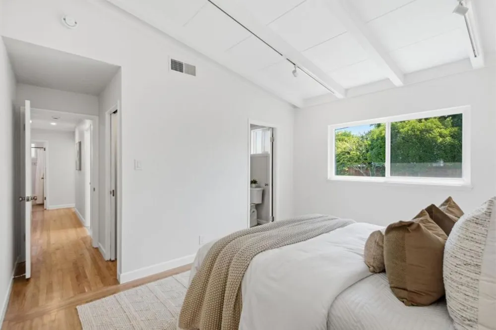 1546 Maxine Avenue San Mateo, CA 94401