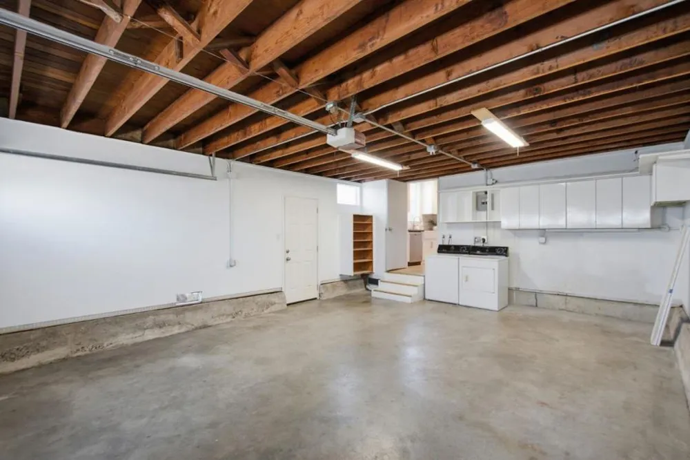 1546 Maxine Avenue San Mateo, CA 94401