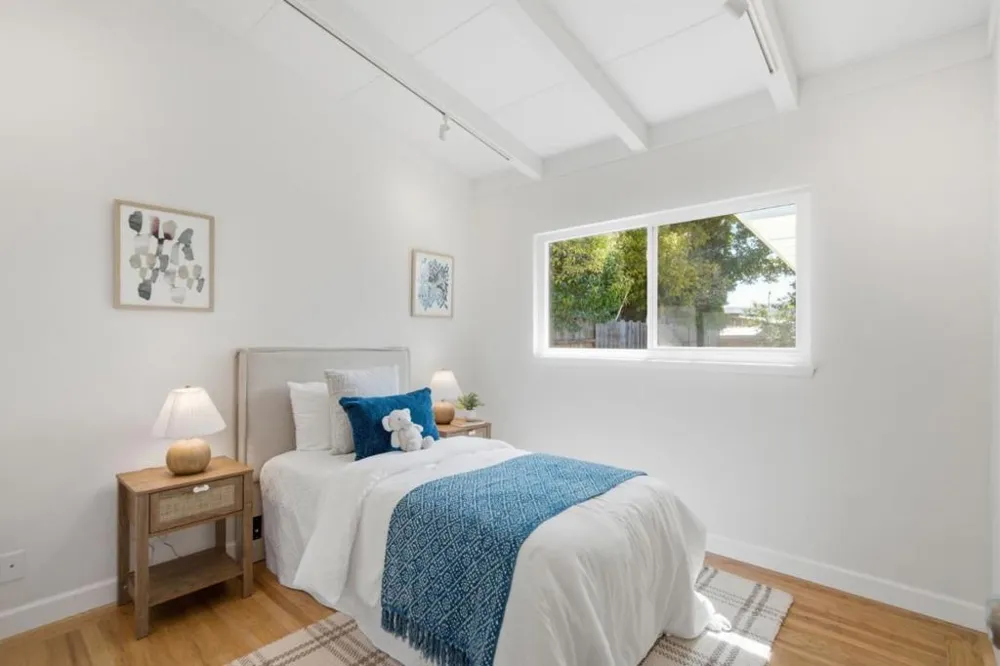 1546 Maxine Avenue San Mateo, CA 94401