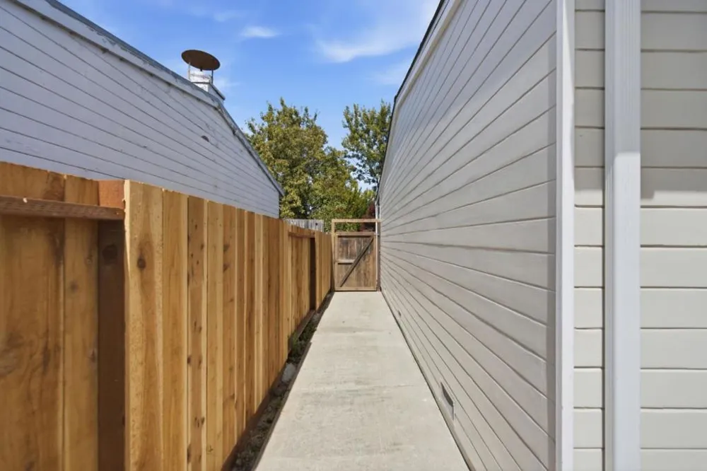 1546 Maxine Avenue San Mateo, CA 94401