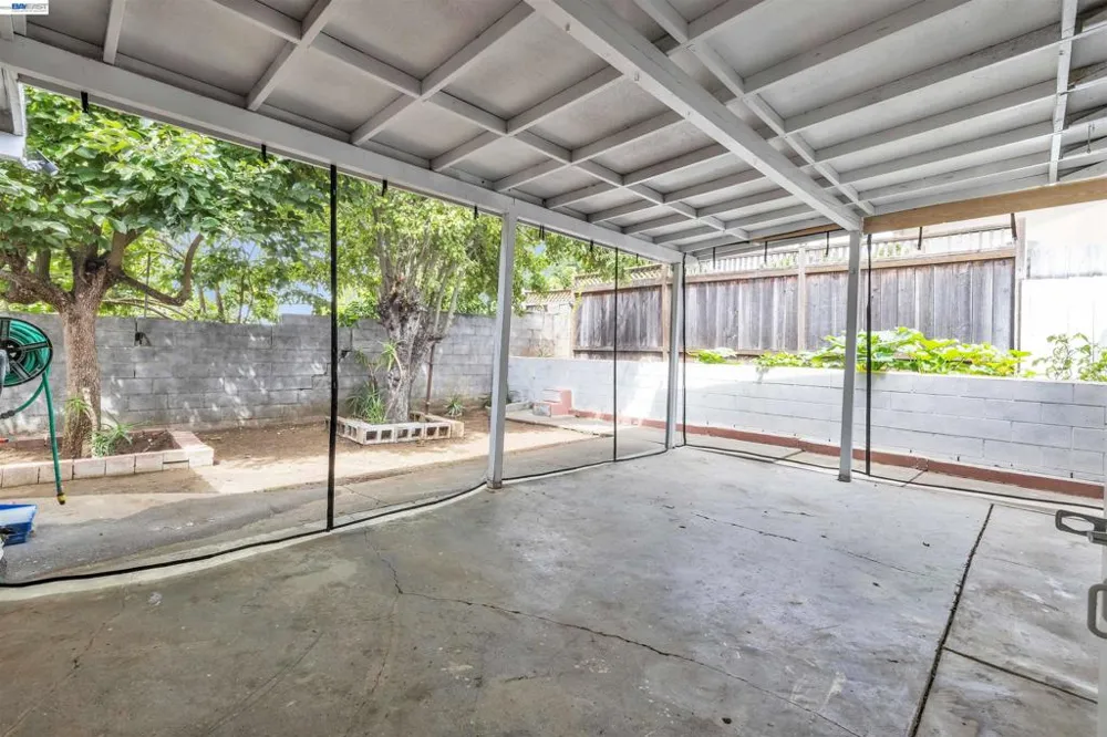713 Falcon Drive Vallejo, CA 94589