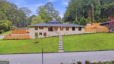 1447 Skyhaven RD SE
