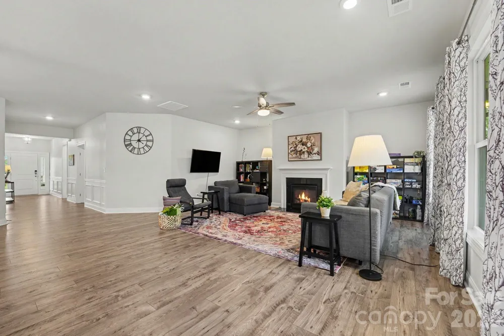 6858 Hunts Mesa Drive Fort Mill, SC 29707