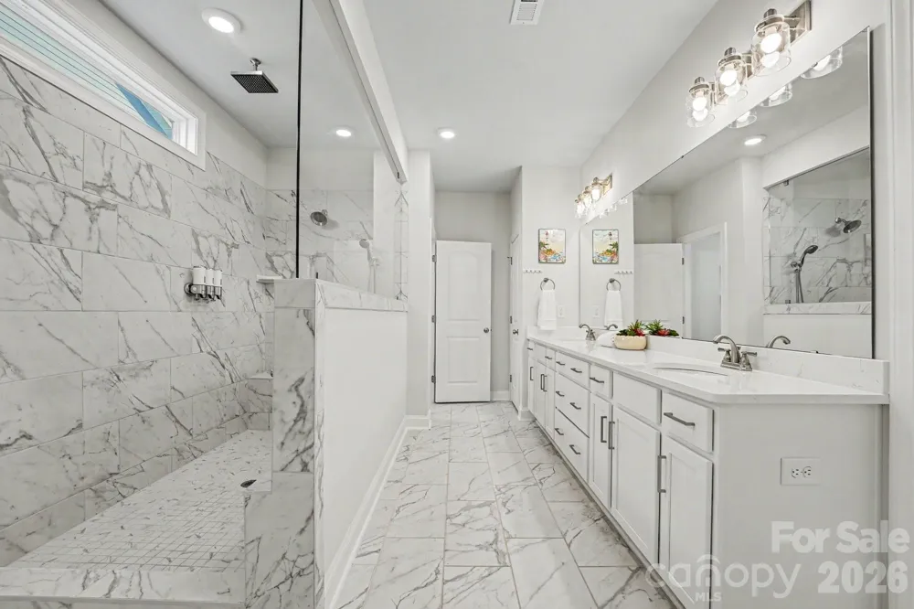 6858 Hunts Mesa Drive Fort Mill, SC 29707