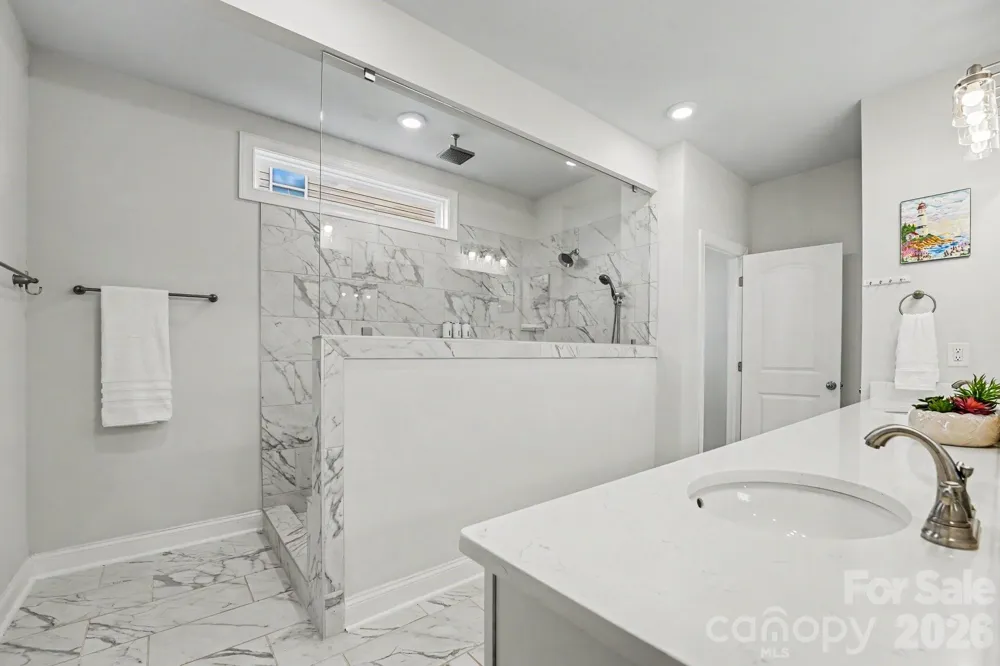 6858 Hunts Mesa Drive Fort Mill, SC 29707