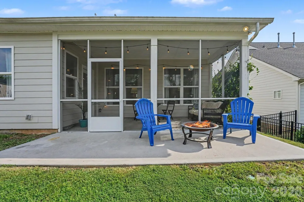 6858 Hunts Mesa Drive Fort Mill, SC 29707