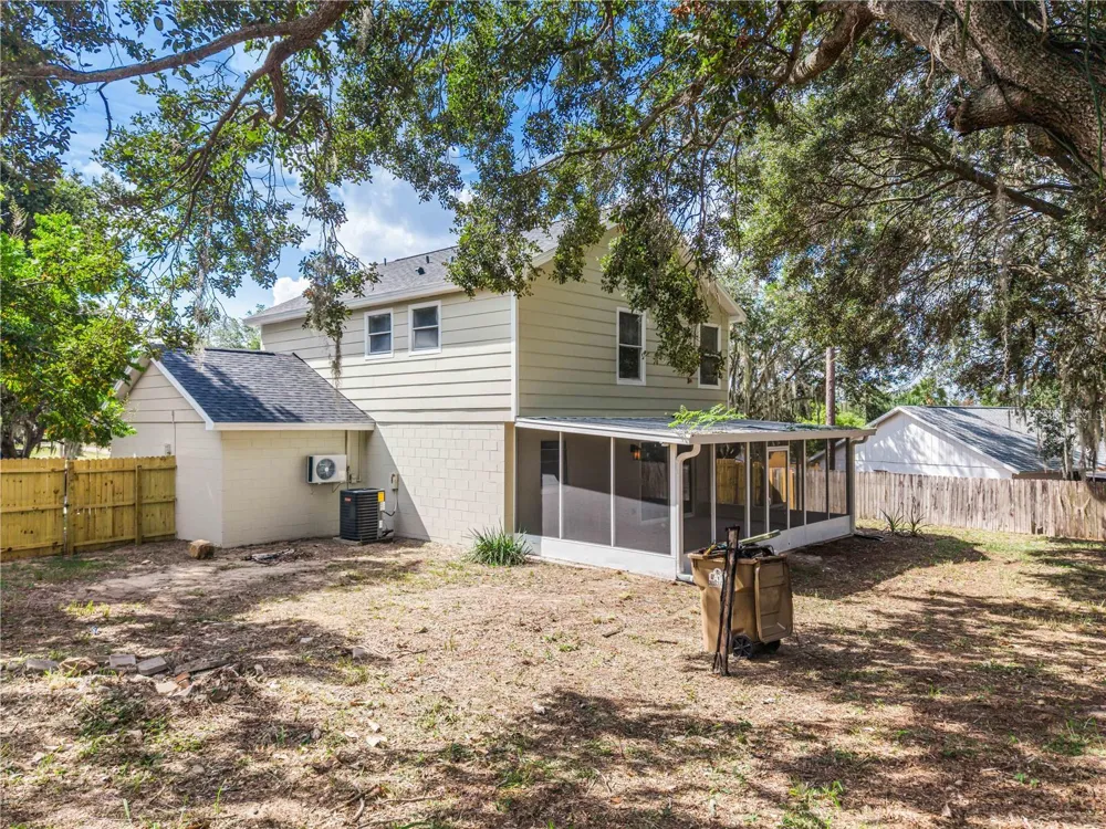 11424 MANDARIN DRIVE Clermont, FL 34711
