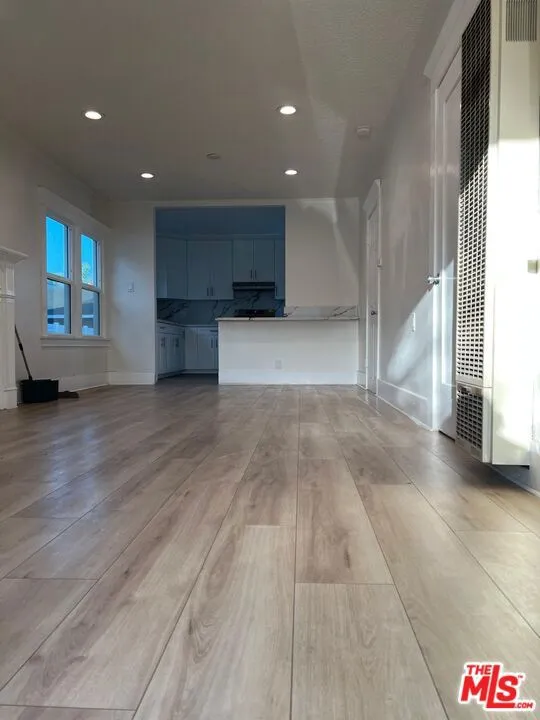 1028 Broad Avenue Los Angeles, CA 90744