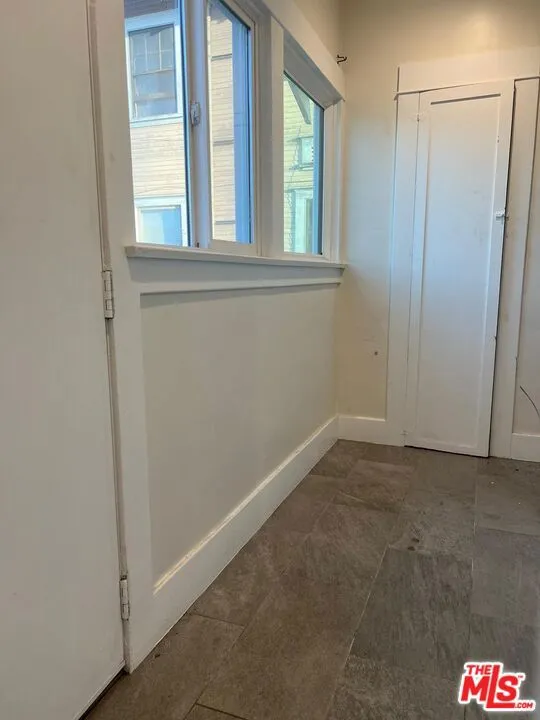 1028 Broad Avenue Los Angeles, CA 90744