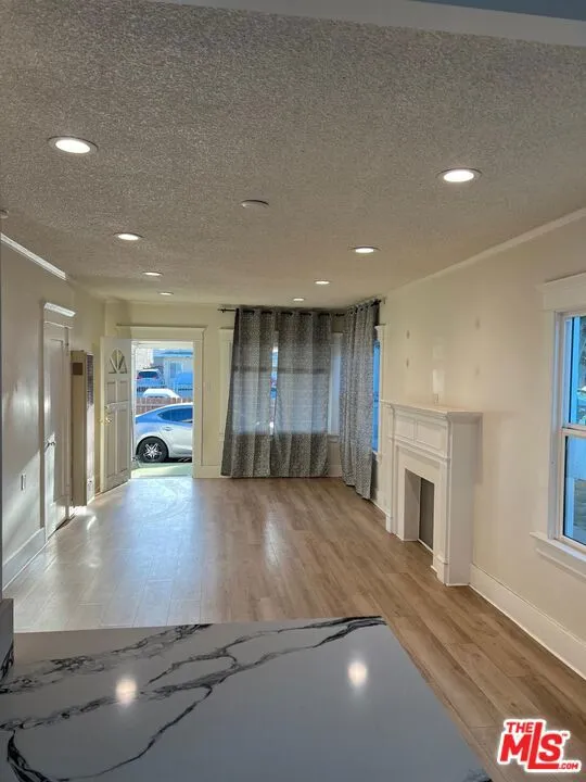 1028 Broad Avenue Los Angeles, CA 90744