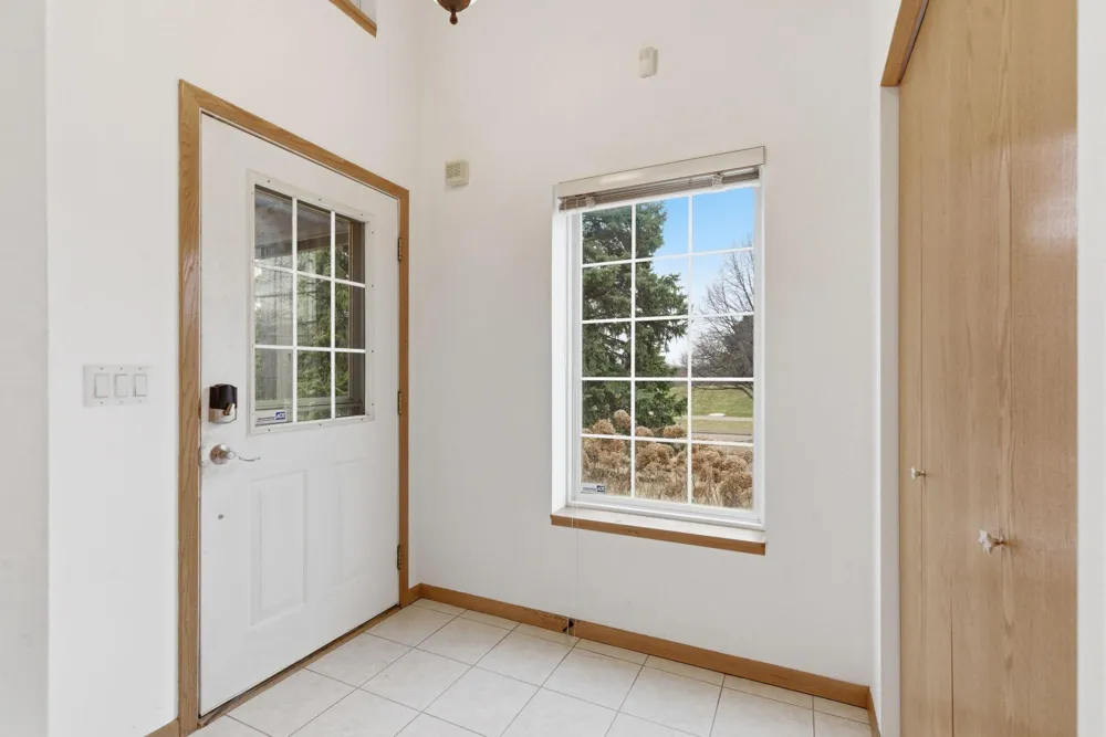15665 24th Avenue #E Plymouth, MN 55447