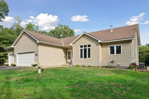 13185 Island View Drive NW