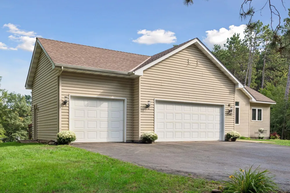 13185 Island View Drive NW Elk River, MN 55330