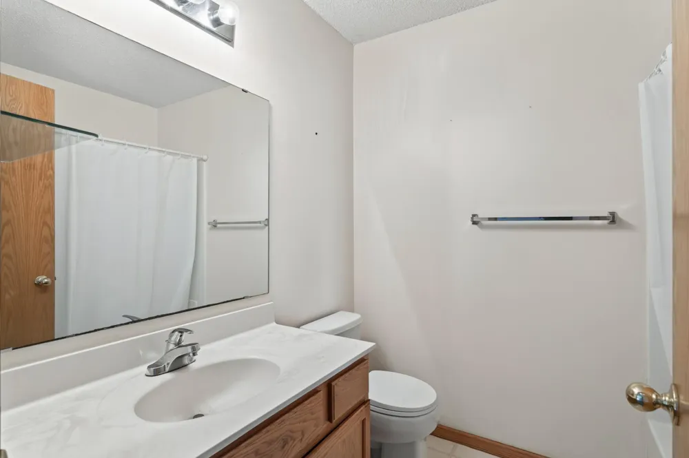 9236 Merrimac Lane Maple Grove, MN 55311